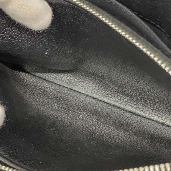 CHANEL Black Caviar Leather Clutch Bag - Picture 8 of 10